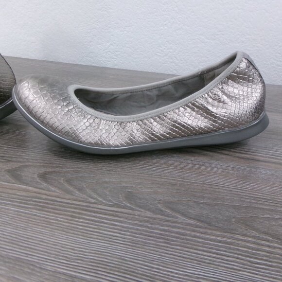 New REVITALIGN " Inca " Leather Silver Metallic Ballet Flats Shoes 8.5 Round Toe - Picture 6 of 14